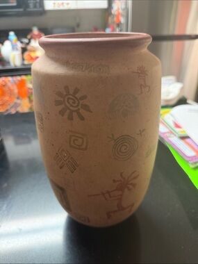 Southwestern Motif Ceramic Vase - Earth Tone